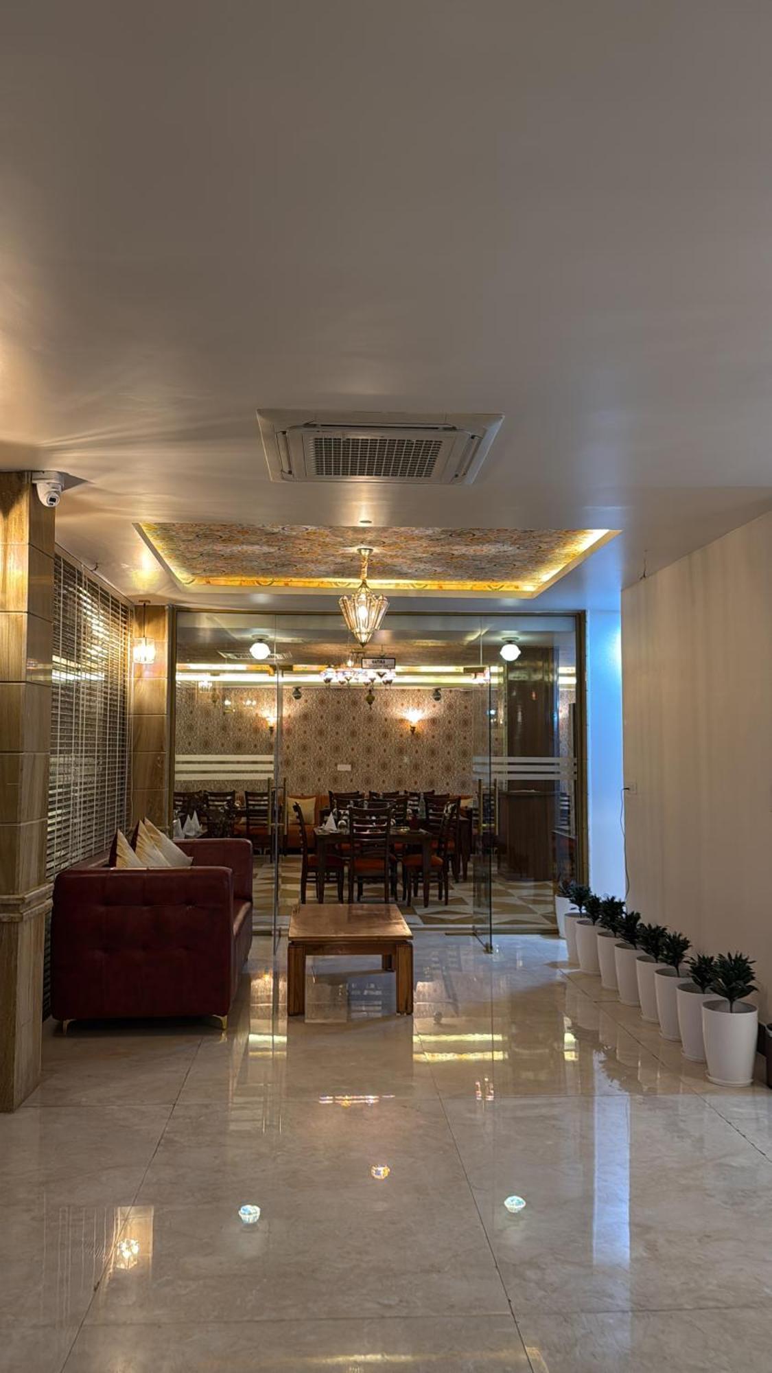 Sterling Kastoori Rudraprayag Hotel ภายนอก รูปภาพ