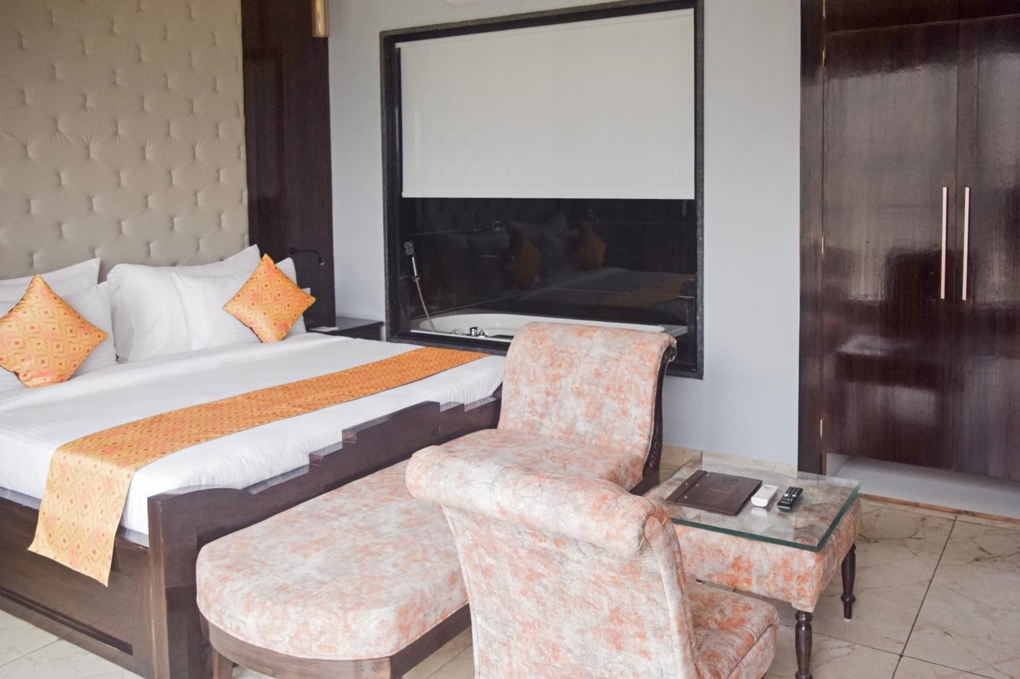 Sterling Kastoori Rudraprayag Hotel ภายนอก รูปภาพ