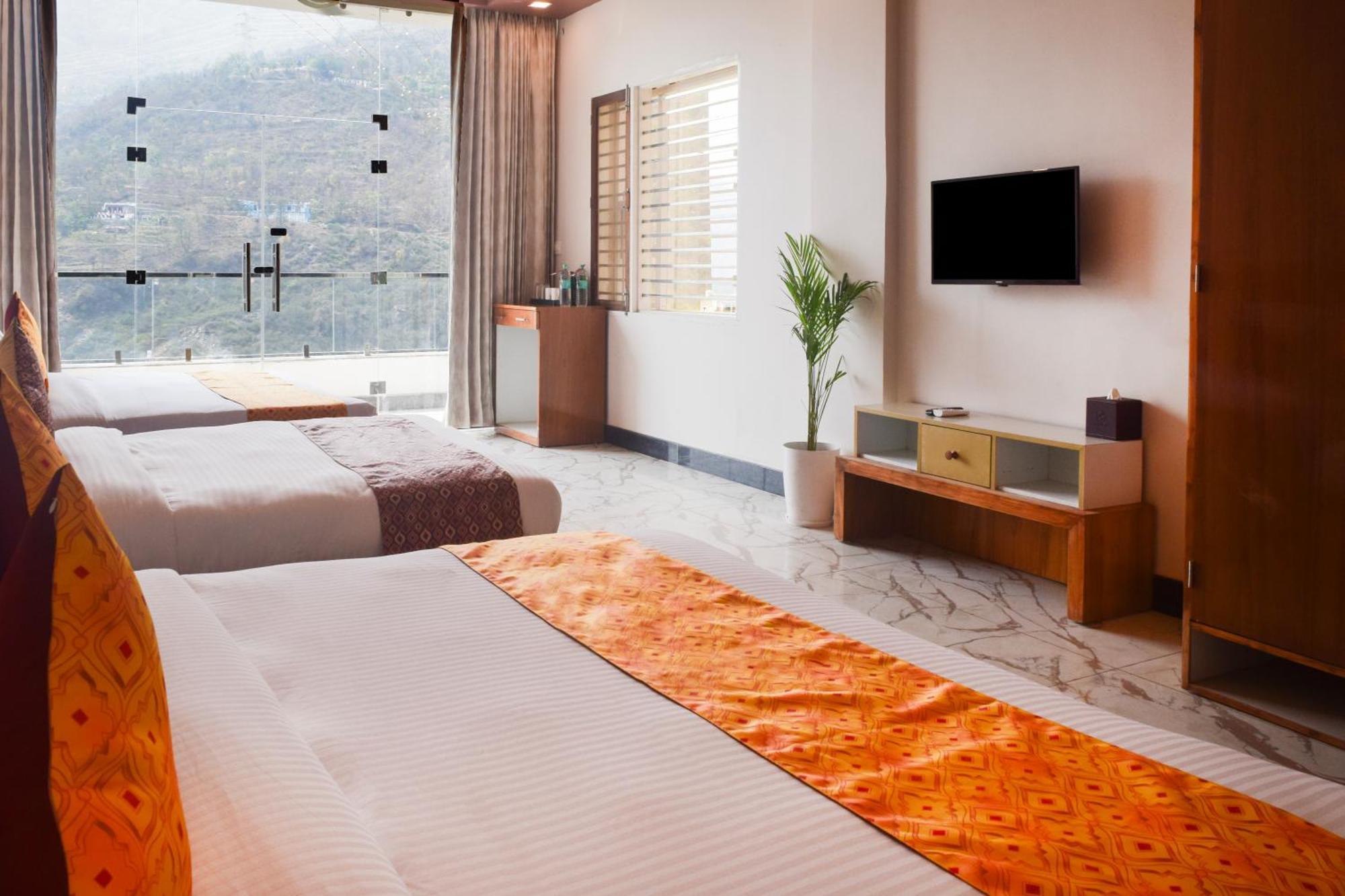 Sterling Kastoori Rudraprayag Hotel ภายนอก รูปภาพ