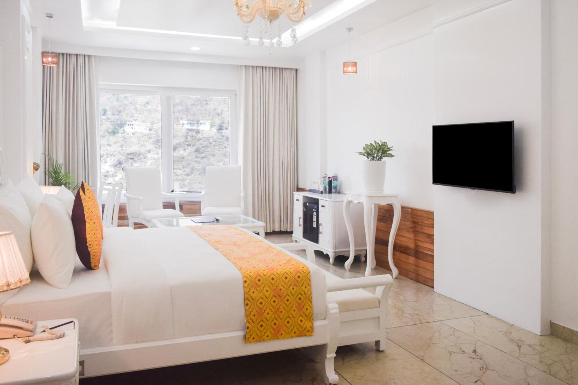 Sterling Kastoori Rudraprayag Hotel ภายนอก รูปภาพ